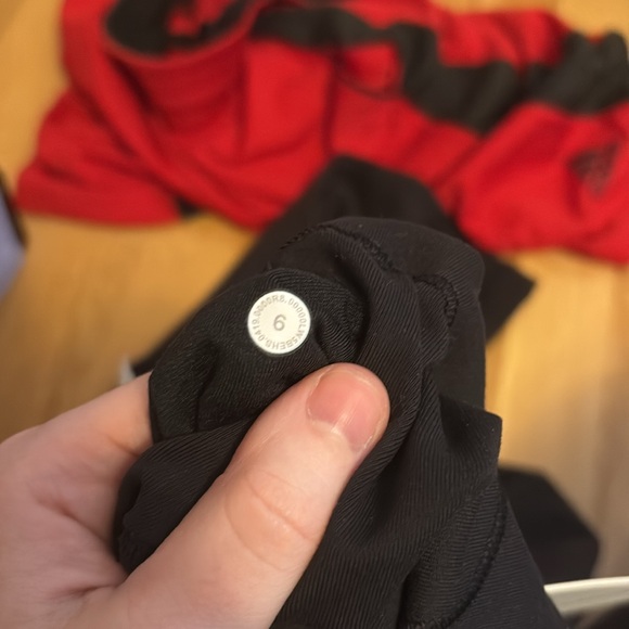 Lululemon Wunder Under HR Tight 28” Black Size 6 - Picture 8 of 8